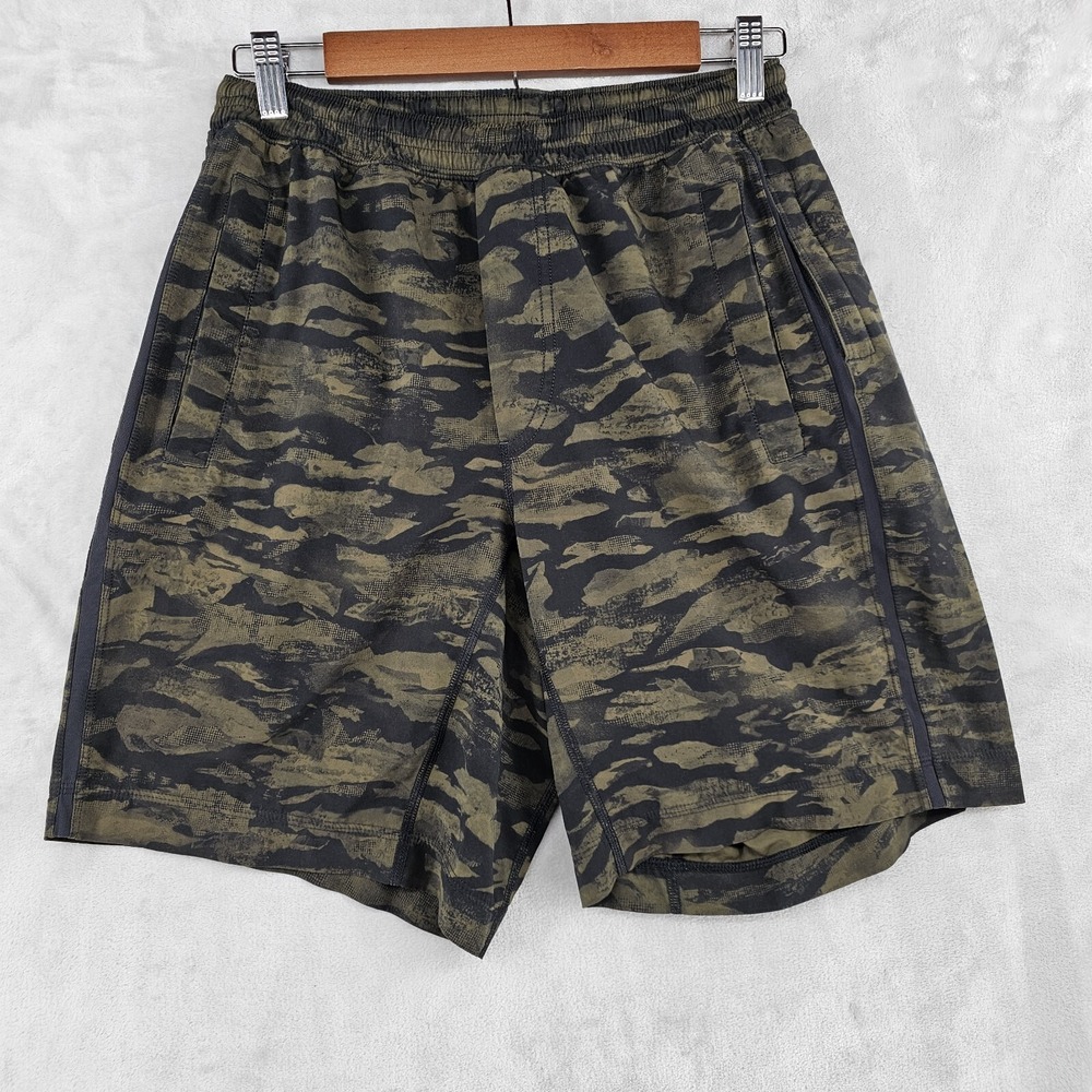 Lululemon Pace Breaker Shorts 9" Green Camo Mens Size Small With Liner